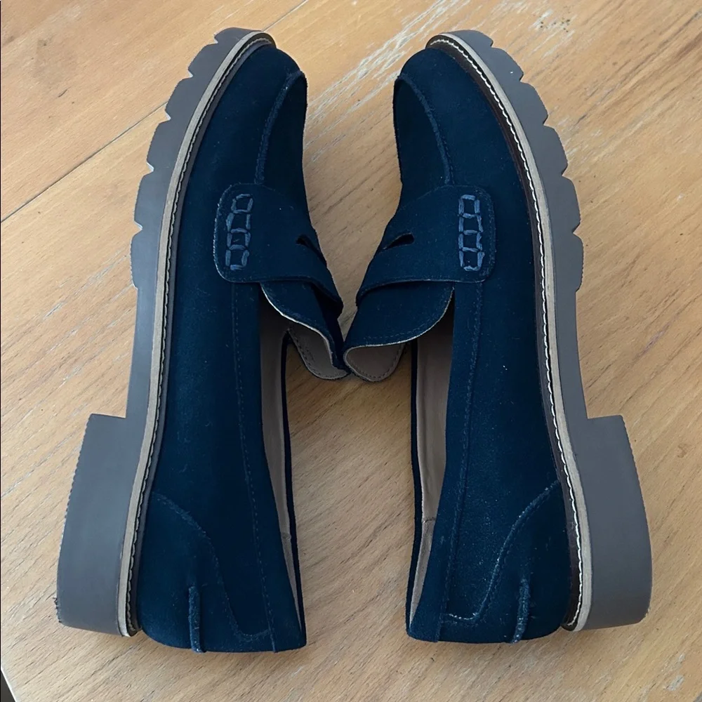 Blondo Women’s Navy Suede Penny Loafer Waterproof Preppy Casual Size 8.5